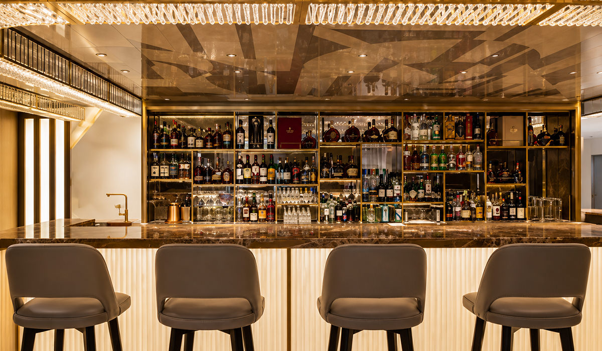 Founders Bar